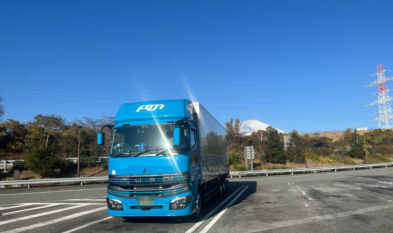 長距離ドライバーとして担当した大型トラック